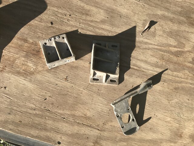 Engine_Mounts-01.JPG